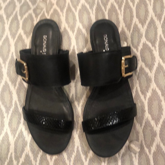 Donald j Pliner Black leather slides. 6M - Picture 6 of 8
